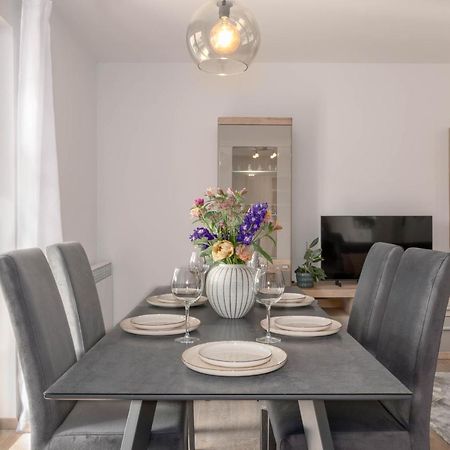 Newly Renovated Holiday Apartment Sirius ポレッチ エクステリア 写真