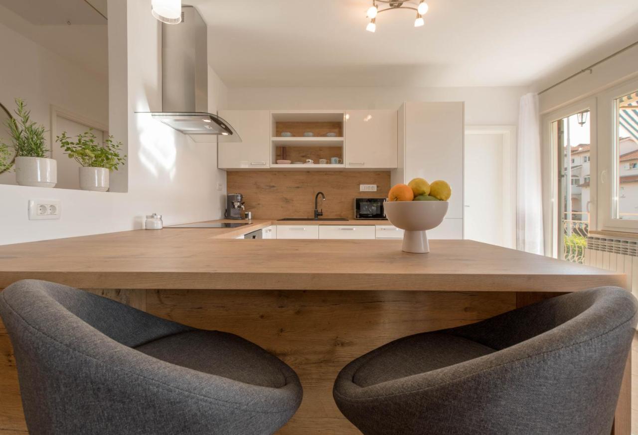 Newly Renovated Holiday Apartment Sirius ポレッチ エクステリア 写真