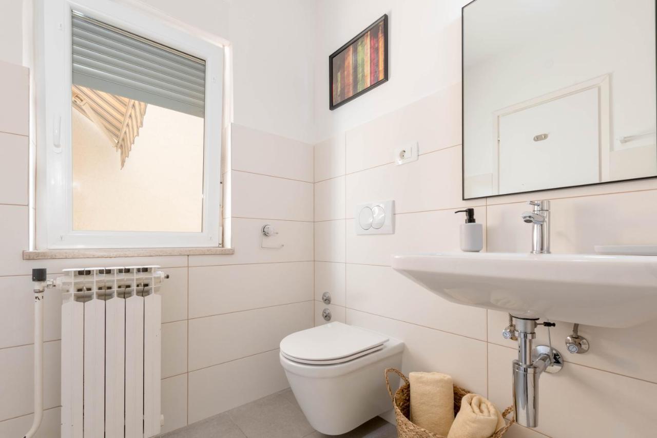 Newly Renovated Holiday Apartment Sirius ポレッチ エクステリア 写真